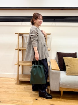 「かぐれ（カグレ）のウールガーゼギャザープルオーバー（シャツ/ブラウス、グレー系）」を使った、+++ゆき+++さん（レディース・151cm）の秋コーディネート