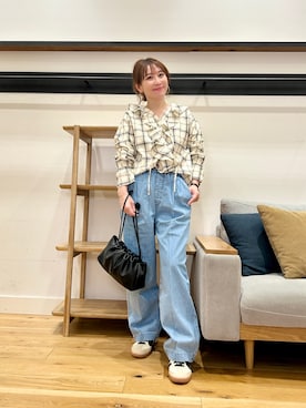 「URBAN RESEARCH DOORS（アーバンリサーチドアーズ）のチェックフリルブラウス（シャツ/ブラウス、ブラック系）」を使った、+++ゆき+++さん（レディース・151cm）の春コーディネート