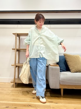 「URBAN RESEARCH DOORS（アーバンリサーチドアーズ）のコットンボイルギャザーブラウス（シャツ/ブラウス、グリーン系）」を使った、+++ゆき+++さん（レディース・151cm）の春コーディネート