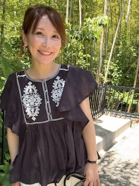 「URBAN RESEARCH Sonny Label（アーバンリサーチサニーレーベル）のスパンコールエンブロイダリーブラウス（シャツ/ブラウス、ブラック系）」を使った、+++ゆき+++さん（レディース・151cm）の夏コーディネート