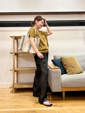 「URBAN RESEARCH DOORS（アーバンリサーチドアーズ）のドライコットンボートネックプルオーバー｜UVカット/日除け/接触冷感/Tシャツ（Tシャツ/カットソー、グリーン系）」を使った、+++ゆき+++さん（レディース・151cm）の夏コーディネート