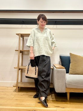 「かぐれ（カグレ）のリネンスキッパーシャツ（シャツ/ブラウス、グリーン系）」を使った、+++ゆき+++さん（レディース・151cm）の春コーディネート