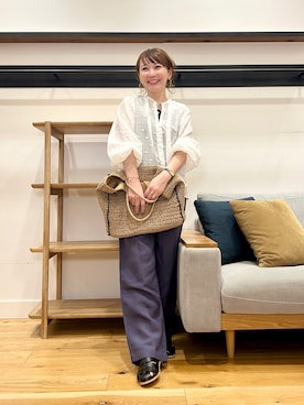 「URBAN RESEARCH DOORS（アーバンリサーチドアーズ）のカットドビーブラウス（シャツ/ブラウス、ホワイト系）」を使った、+++ゆき+++さん（レディース・151cm）の春コーディネート