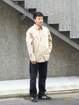「Eddie Bauer（エディーバウアー）のアイテム（パンツ）」を使った、eddiebauerofficialさん（メンズ・171cm）の秋コーディネート