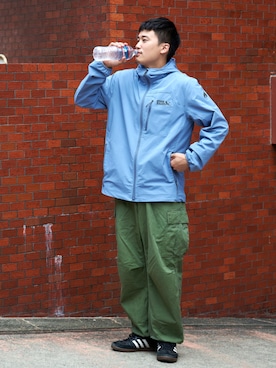 「Eddie Bauer（エディーバウアー）のアイテム（ナイロンジャケット）」を使った、eddiebauerofficialさん（メンズ・171cm）の秋コーディネート