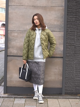 「Eddie Bauer（エディーバウアー）のアイテム（ジャケット/アウター）」を使った、eddiebauerofficialさん（レディース・159cm）の冬コーディネート
