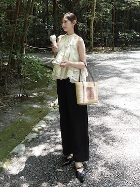 「LOEWE（ロエベ）のアイテム」を使った、𝘺𝘶𝘪｜きれいめフェミニンさん（レディース・157cm）の夏コーディネート