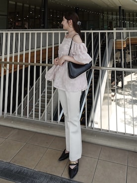 「アイテム（バレッタ/ヘアクリップ）」を使った、𝘺𝘶𝘪｜きれいめフェミニンさん（レディース・157cm）の夏コーディネート