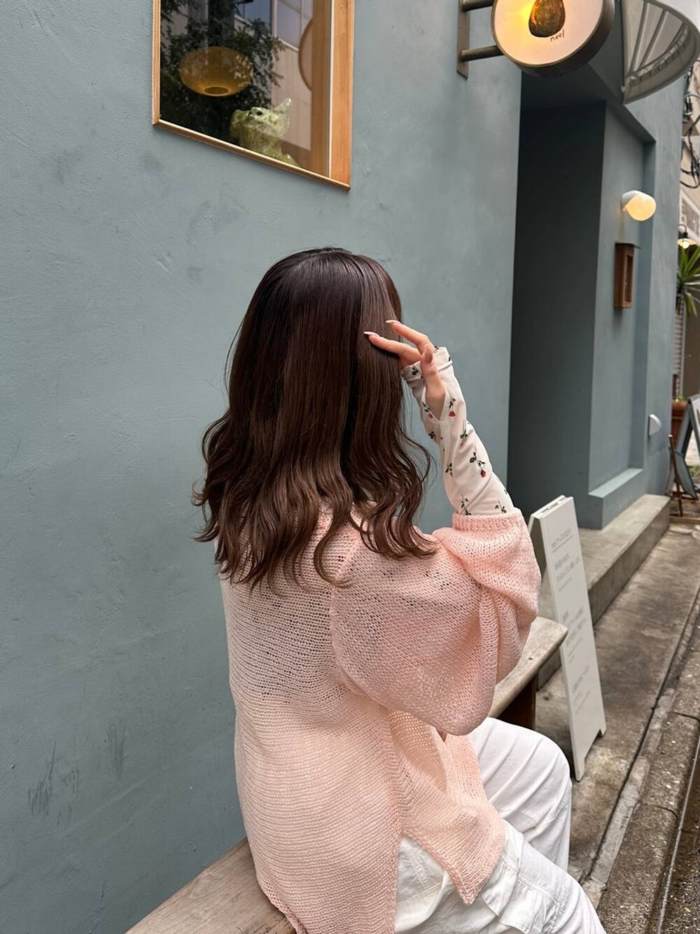 「低身長、女子ウケ、フェミニン、カジュアル、着痩せ・細見え、FOREVER 21、ドットエスティ春コーデ」｜「FOREVER 21の【2024SS】シアークルーネックカットソー（Tシャツ/カットソー、その他）」を使った、tomoka さん（レディース・153cm）の春コーディネートの1枚目の写真
