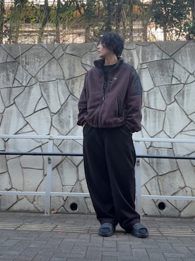 「アイテム（サンダル）」を使った、llryollさん（メンズ・175cm）の秋コーディネート