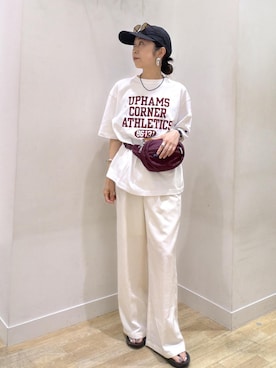 「Champion（チャンピオン）の【Champion/チャンピオン別注】アソートロゴプリントオーバーサイズTシャツ/リンクコーデ（Tシャツ/カットソー、ホワイト系）」を使った、miyajiさん（レディース・157cm）の夏コーディネート