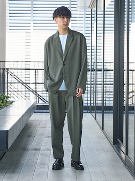 「ATTACHMENT（アタッチメント）のアイテム（テーラードジャケット）」を使った、koushiさん（メンズ・178cm）の春コーディネート