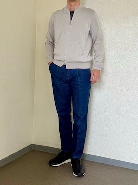 「FILIPPO DE LAURENTIIS（フィリッポデローレンティス）のアイテム（ニット/セーター、グレー系）」を使った、ゴンさん（メンズ・178cm）の夏コーディネート