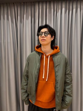 「アイテム（MA-1）」を使った、tiizさん（メンズ・178cm）の秋コーディネート