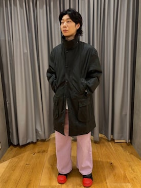 「アイテム（その他アウター、グリーン系）」を使った、tiizさん（メンズ・178cm）の秋コーディネート