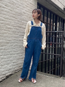 「w closet（ダブルクローゼット）のアイテム（オールインワン・サロペット）」を使った、fuka matsuiさん（レディース・159cm）の秋コーディネート