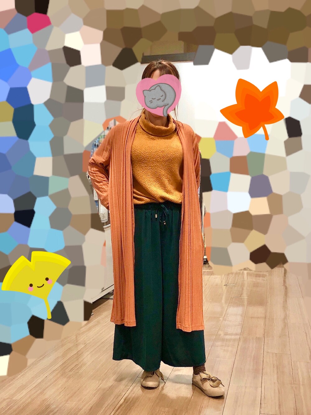 「低身長女子、秋、秋のコーデ、秋コーデ、グリーンパンツ、プチプラコーデ」｜「Availのアイテム（ニット/セーター、イエロー系）」を使った、chimuさん（レディース・149cm）の秋コーディネートの1枚目の写真