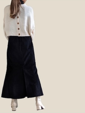 「Per sist ence（パーシエンス）のアイテム（スカート）」を使った、Per sist enceさん（レディース・162cm）の秋コーディネート