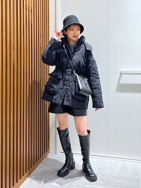 「シャギー」｜「アイテム（ダウンジャケット/コート）」を使った、aikaさん（レディース・158cm）の秋コーディネート