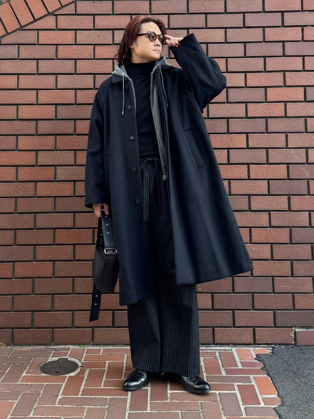 Lui's（ルイス）の「asymmetry bag/S cow nappa（ショルダーバッグ