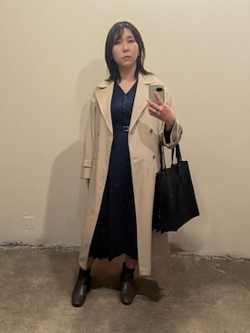 「アイテム（トレンチコート）」を使った、飲酒さん（レディース・166cm）の秋コーディネート