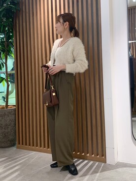 「FREE'S MART（フリーズマート）のアイテム（スラックス）」を使った、yukaさん（レディース・160cm）の秋コーディネート