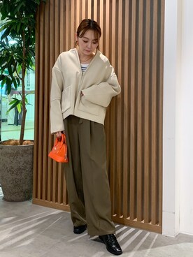 「FREE'S MART（フリーズマート）のアイテム（スラックス）」を使った、yukaさん（レディース・160cm）の秋コーディネート