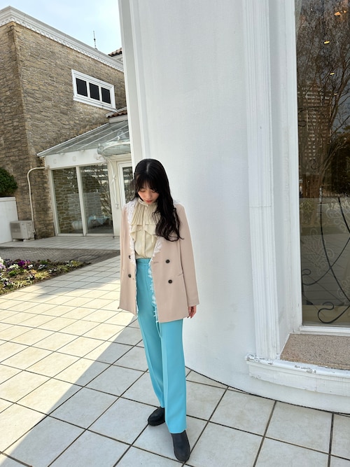 LILY BROWN（リリーブラウン）の「アタッチドレースカラーダブル