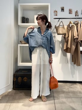 「LARUTA（ラルータ）の【LARUTA】シアーデニムドルマンBIGシャツ（シャツ/ブラウス、ブルー系）」を使った、Haruさん（レディース・160cm）の夏コーディネート
