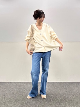 「LARUTA（ラルータ）の【LARUTA】ストレッチブーツカットデニム（デニムパンツ、ブルー系）」を使った、Haruさん（レディース・160cm）の春コーディネート