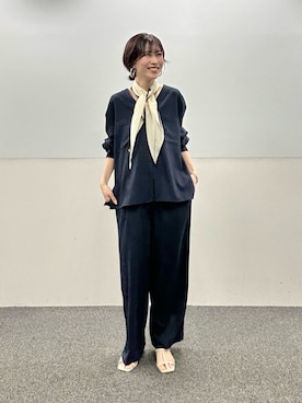 「LARUTA（ラルータ）の【LARUTA】トライアングルラインスカーフ（ストール/ショール、その他）」を使った、Haruさん（レディース・160cm）の春コーディネート