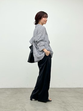 「LARUTA（ラルータ）の【LARUTA】3本タックワイドスラックス（スラックス、ブラック系）」を使った、Haruさん（レディース・160cm）の春コーディネート