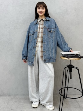「アイテム（スウェットパンツ）」を使った、YUIさん（レディース・167cm）の秋コーディネート