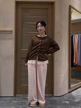 「CIAOPANIC TYPY（チャオパニックティピー）のフロントタックレースレイヤードライクドット柄カーデ（Cardigans、ブラウン系）」を使った、レナさん（レディース・152cm）の夏コーディネート