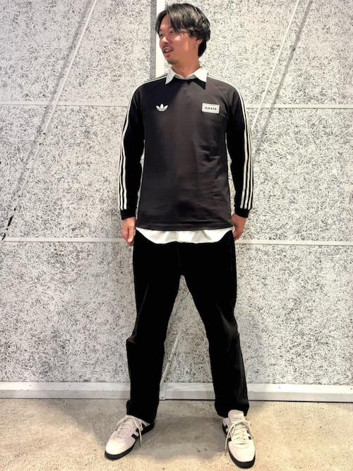 adidas Originals × Oasis ツアー スリーストライプス 長袖Tシャツ