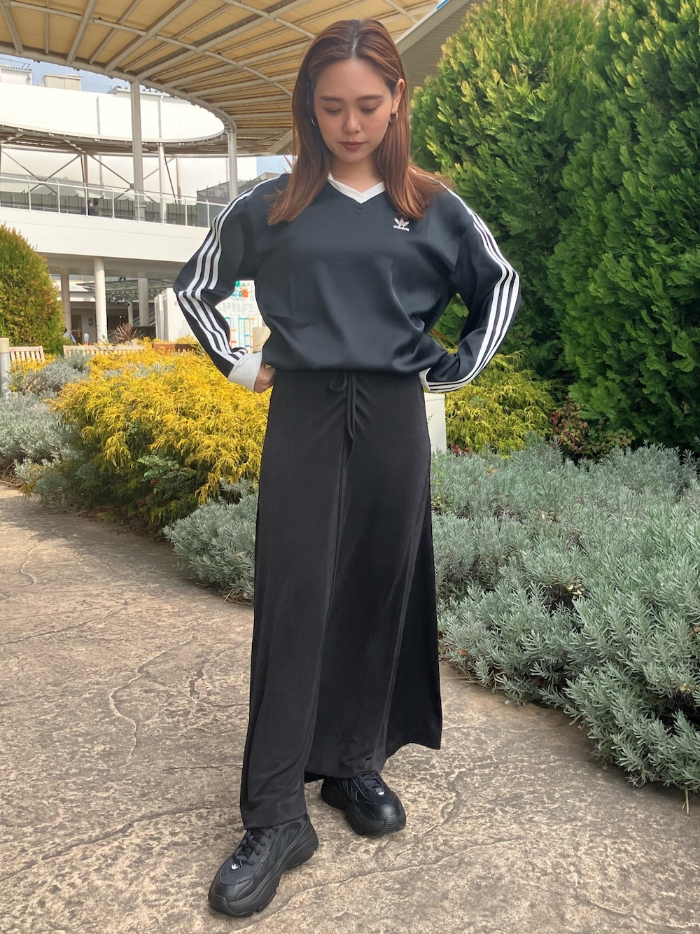 スリーストライプス サテン 長袖Tシャツ / ロンT / アディダス 