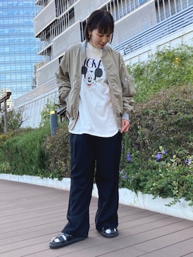 「ミッキーT」｜「アイテム（ブルゾン）」を使った、mizutaniさん（レディース・154cm）の春コーディネート