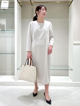 「タイト」｜「アイテム（パンプス）」を使った、shihoさん（レディース・157cm）の冬コーディネート