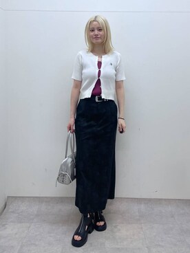 「アイテム（タンクトップ、レッド系）」を使った、yuinaさん（レディース・167cm）の夏コーディネート