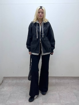 「PAGEBOY（ページボーイ）のアイテム（デニムパンツ）」を使った、yuinaさん（レディース・168cm）の冬コーディネート