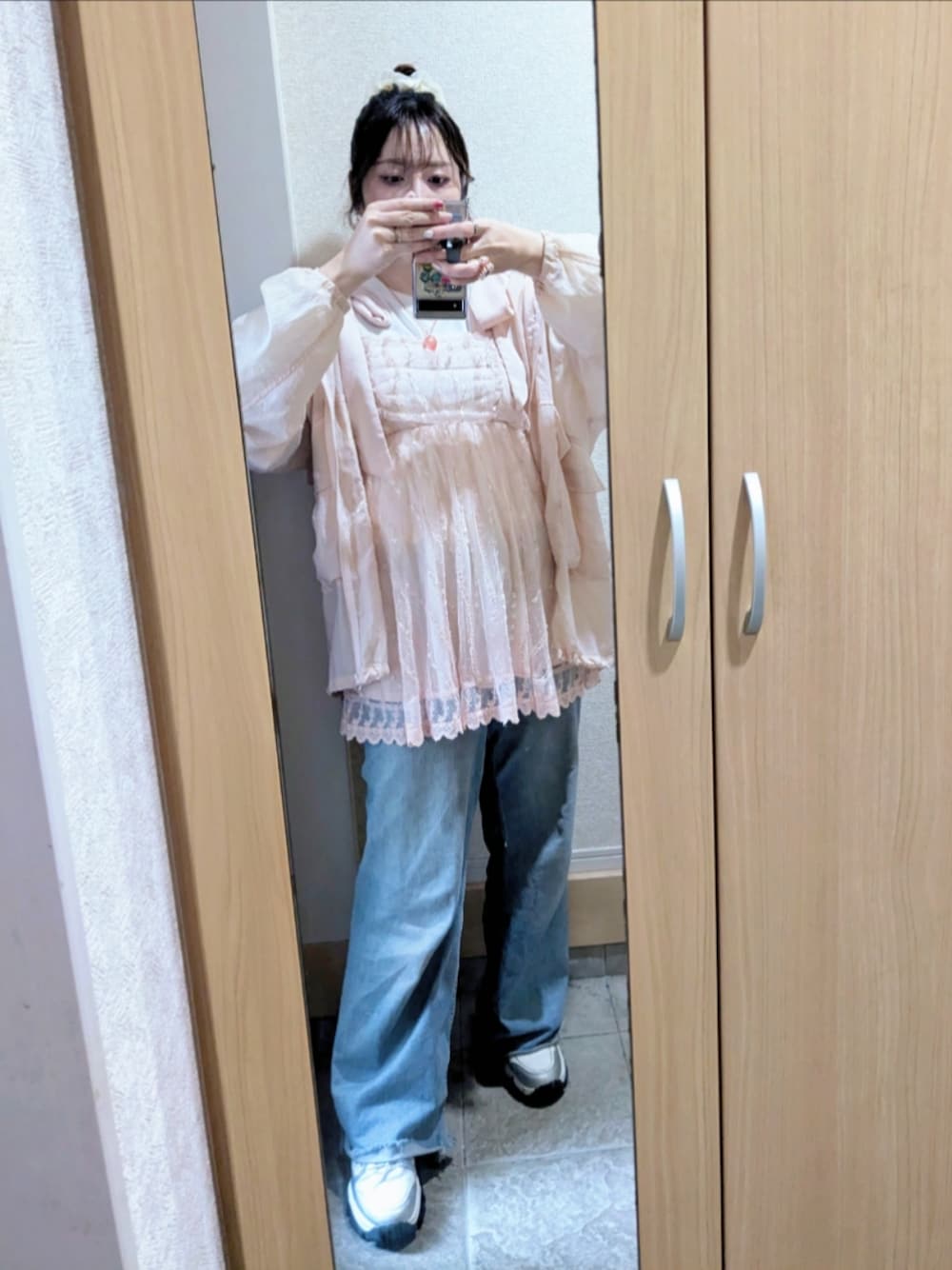 「GUのアイテム（ジャケット/アウター、ピンク系）」を使った、tarさん（レディース・164cm）の春コーディネートの1枚目の写真