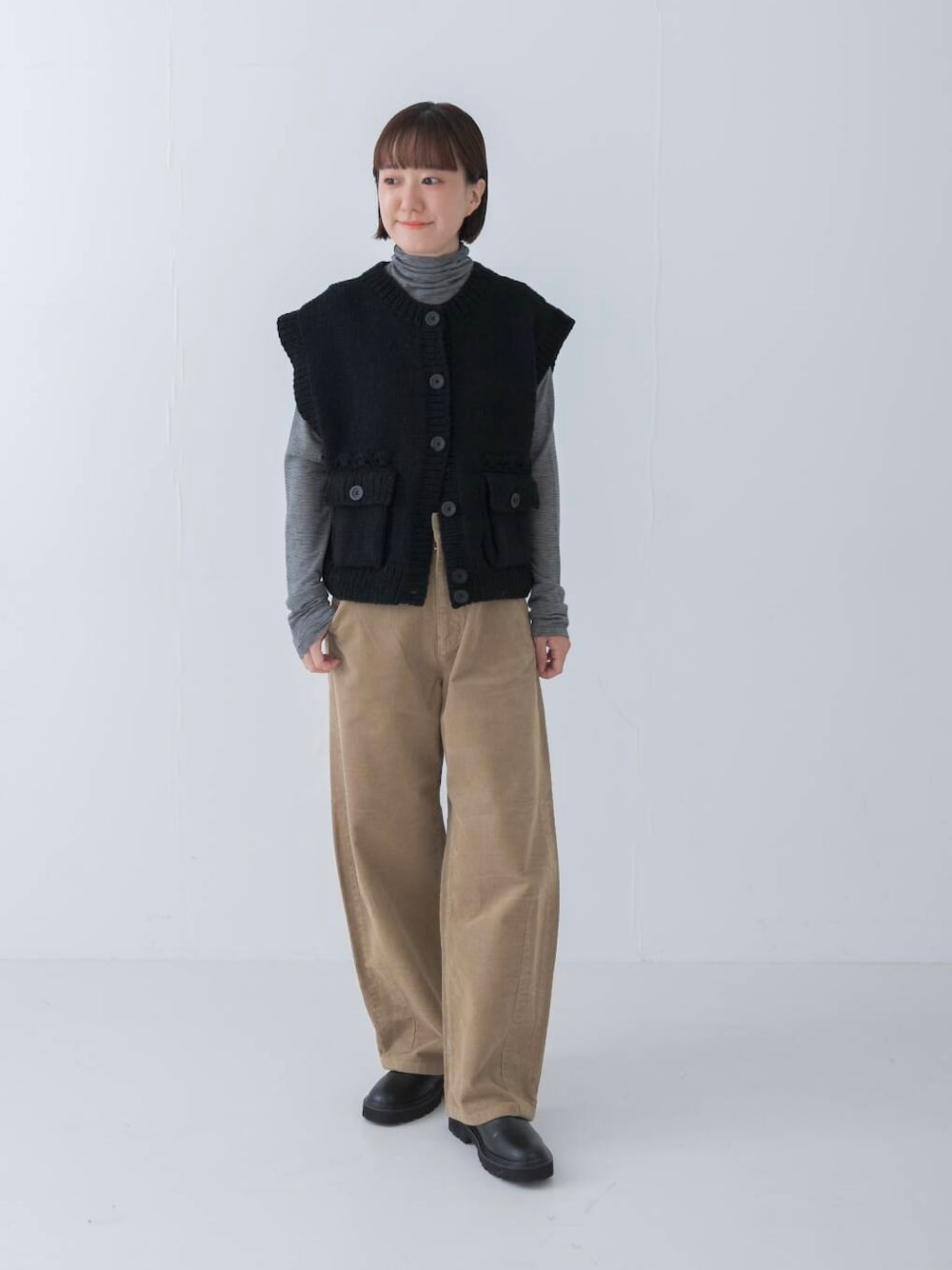 crinkle crinkle crinkleのベストを使った人気ファッション