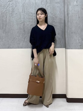 「VELETTO（ベレット）のBARNYARDSTORM / 【VELETTO / ヴェレット】/ バックルバッグ（ハンドバッグ）」を使った、hitomiさん（レディース・160cm）の秋コーディネート