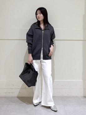 hitomiさんのコーディネート