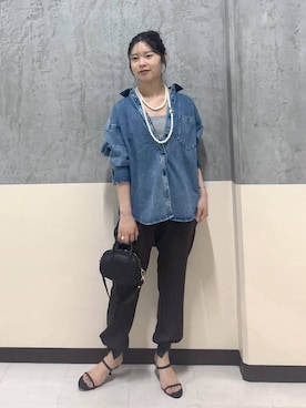 「アイテム（スリッポン）」を使った、hitomiさん（レディース・160cm・20代）の夏コーディネート