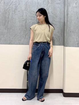 「アイテム（バングル/リストバンド）」を使った、hitomiさん（レディース・160cm・20代）の夏コーディネート