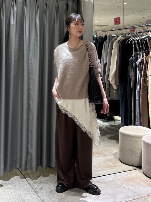 スウェードタックパンツ