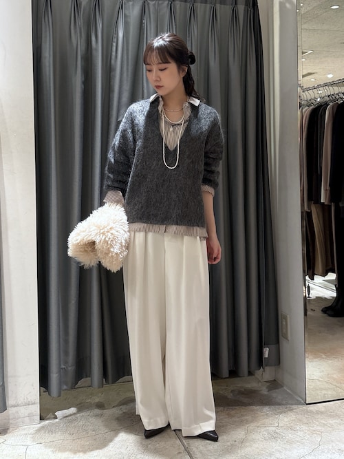 タックワイドパンツ