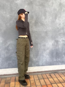 「アイテム（カーゴパンツ）」を使った、KYOKAさん（レディース・161cm）の春コーディネート