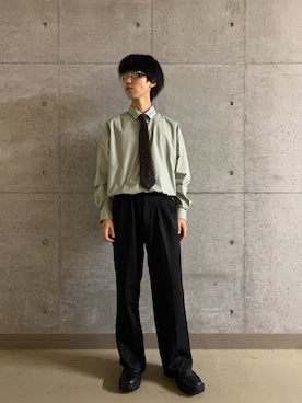 「秋のシャツ着こなし術」｜「アイテム（シューズ）」を使った、TAKEOさん（メンズ・172cm）の秋コーディネート